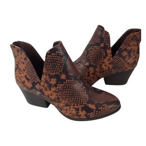 SO Barb Women's Ankle Boots SNAKE  size 8